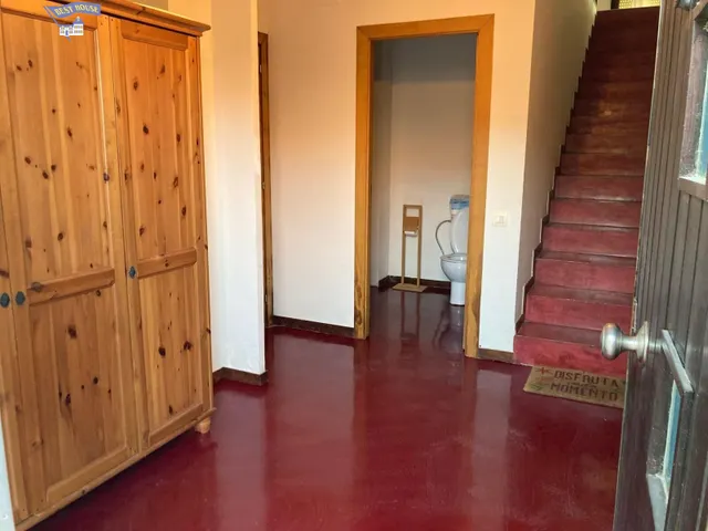 EXCLUSIVA VILLA DE DISEÑO CON PISCINA PRIVADA, VISTAS PANORÁMICAS Y 1.760 M2 DE PARCELA — 25