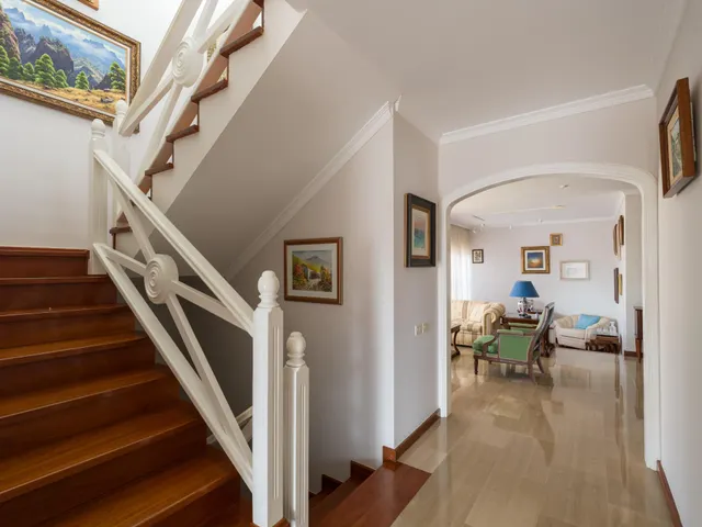 Chalet independiente con jardín y piscina privada en La Garita precio negociable — 42