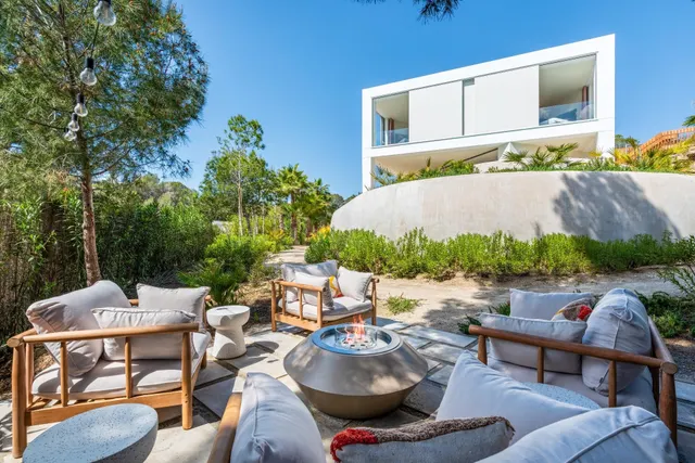 Villa de lujo con piscina y ascensor a la venta en Las Colin - foto 5