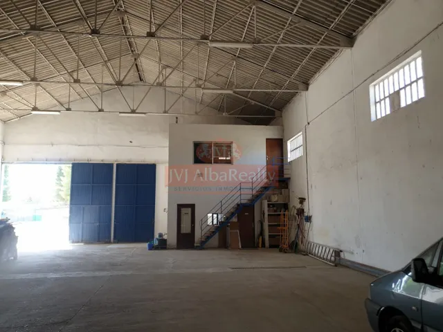 Se vende terreno en la carretera de Ayora con dos naves — 6