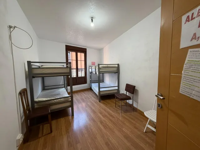 Venta albergue en el camino de Santiago en Cacabelos — 9