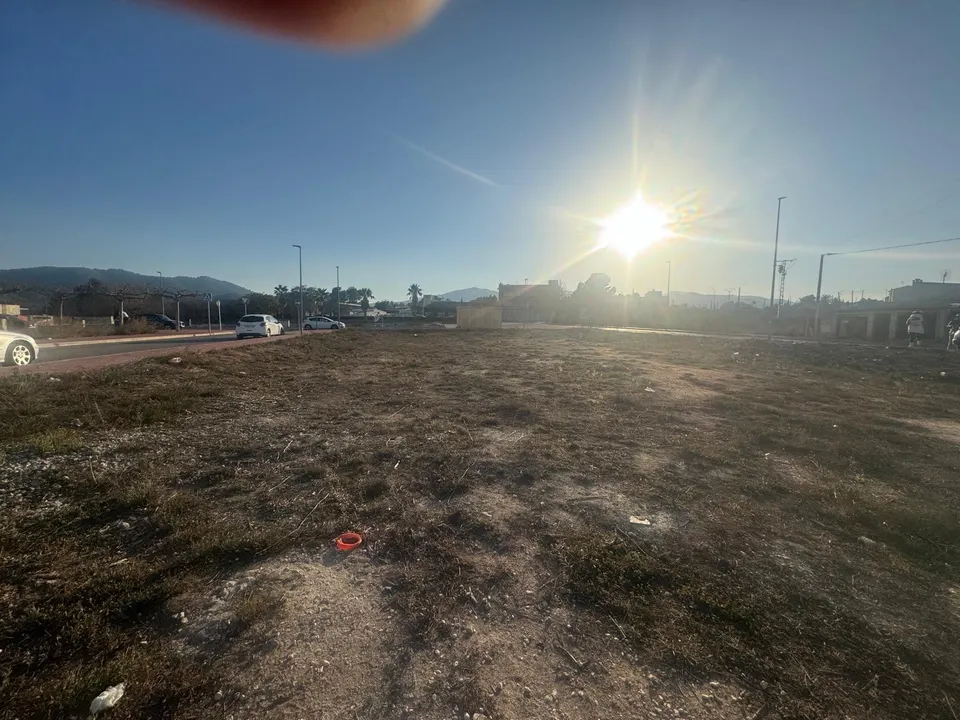 24 Suelos Urbanos Residenciales en Monóvar/Monòver (Alicante/Alacant)
