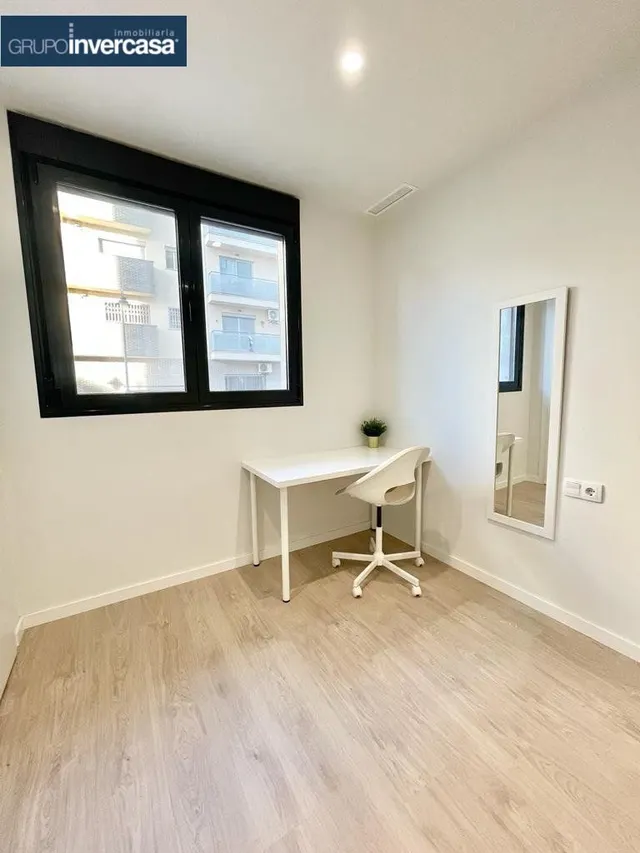 Vivienda seminueva con plaza de aparcamiento situada en Plaza San Rafael de Quart de Poblet (Valencia). — 26