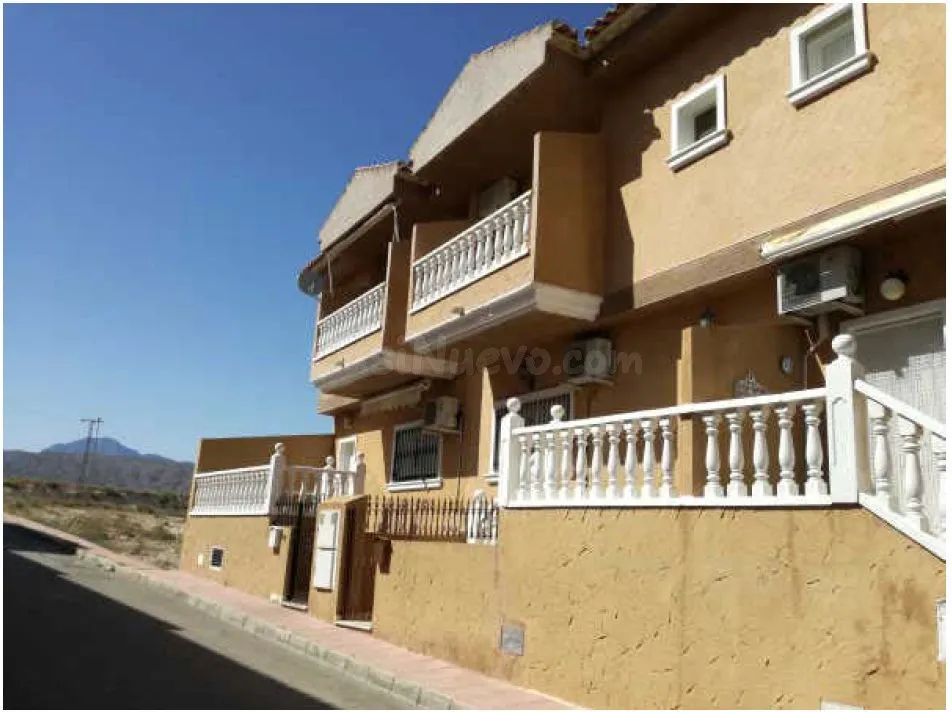 Adosado 1 habitación 193m² en venta - Fortuna