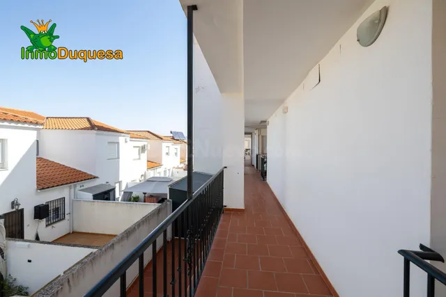 Piso de 3 dorm. en Las Gabias, con APARCAMIENTO. — 31