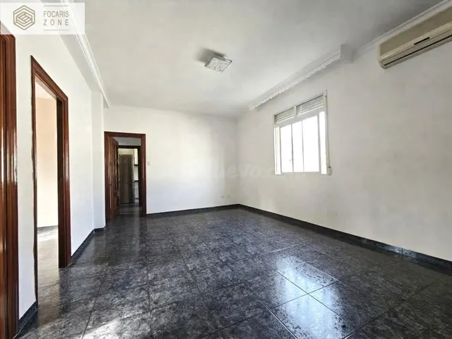 ESTUPENDO PISO A UN PASO DEL CENTRO DE MÁLAGA — 2