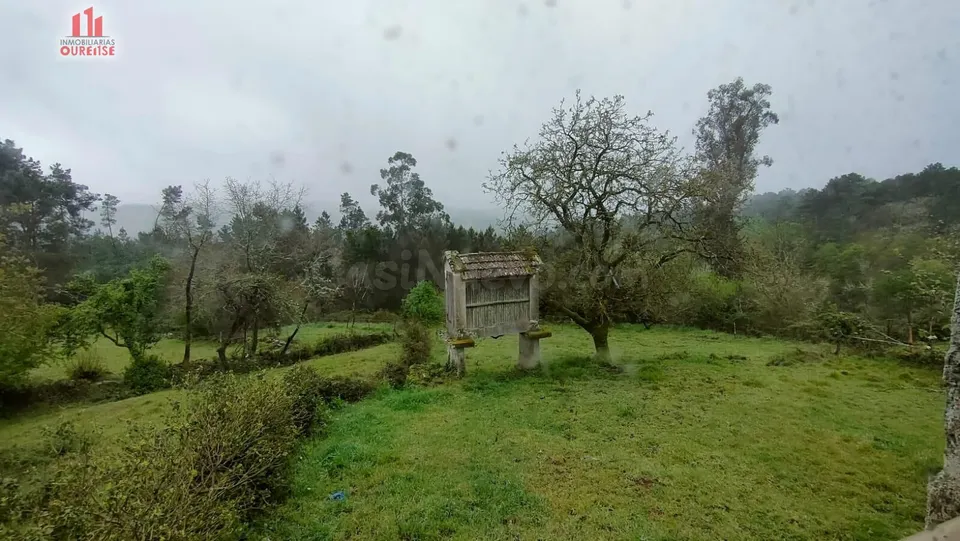 CASA PARA REFORMAR EN SAN CRISTOVO DE CEA