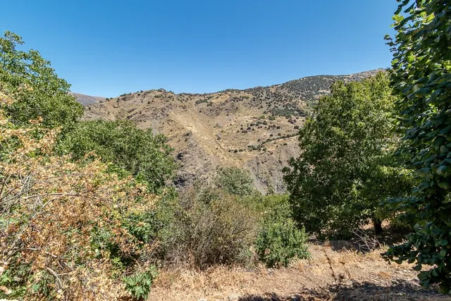 73.000 m2 Finca rústica con vivienda en Güéjar Sierra — 28