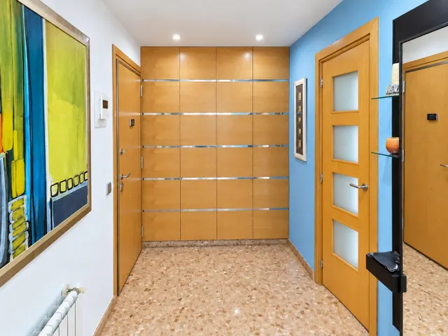 Ref- 08701 Salico presenta - AMPLIA VIVIENDA DE 4 habitaciones, 2 GARAJES Y TRASTERO EN ZONA SENSAL — 10