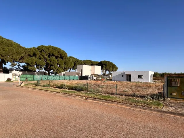En venta 714 m2 de suelo residencial consolidado en Urbaniza - foto 5