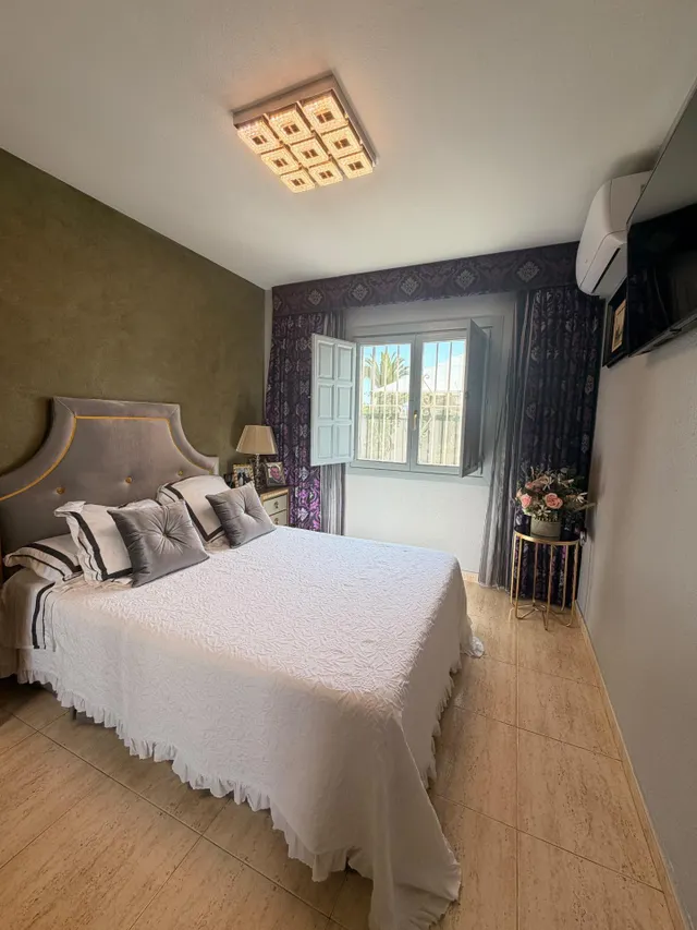 Elegante Chalet Reformado en Torre de la Horadada - €299,000 — 44
