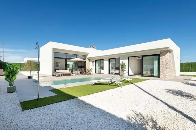 Modernas Villas de una sola planta con piscina privada – Cal - foto 3