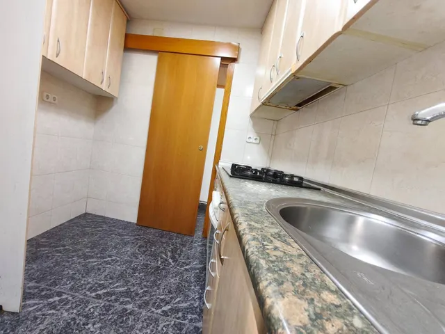 Piso de 3 habitaciones en la teixonera , muy soleado y bien equipado — 8