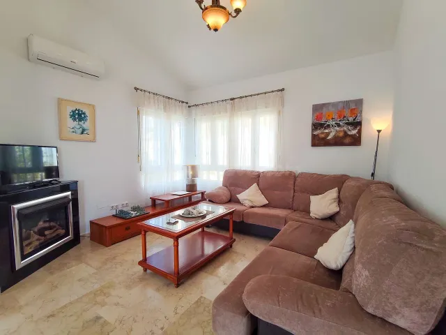 Villa 3 habitaciones 110m² en venta - Villamartín-Las Filipi - foto 4