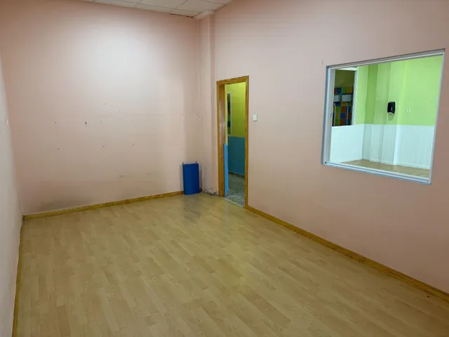 Local comercial en venta de 200 m2 – antigua guardería con múltiples posibilidades — 26