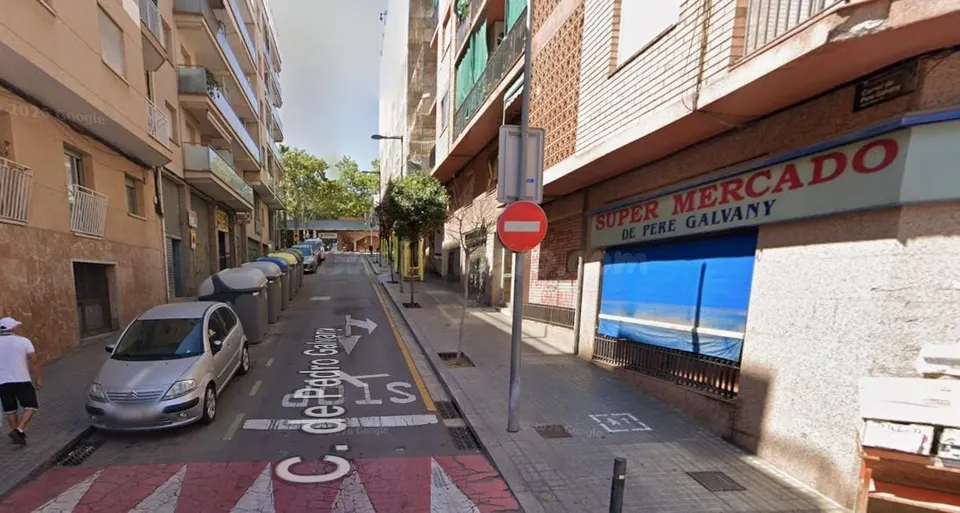 PISO EN  ESPLUGUES DE LLOBREGAT