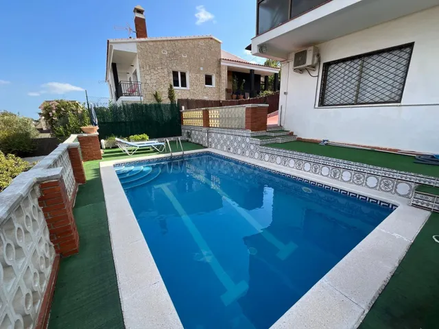 SANTA COLOMA DE CERVELLO ESPECTACULAR CASA A LA VENTA - foto 2