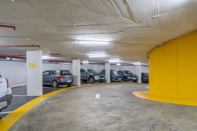 Parking 12m² en alquiler - Barcelona — 31