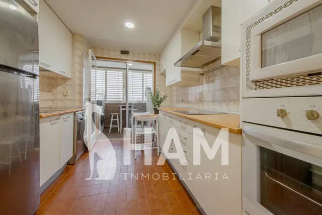 Habitación en C/ Iglesia, 35 — 20