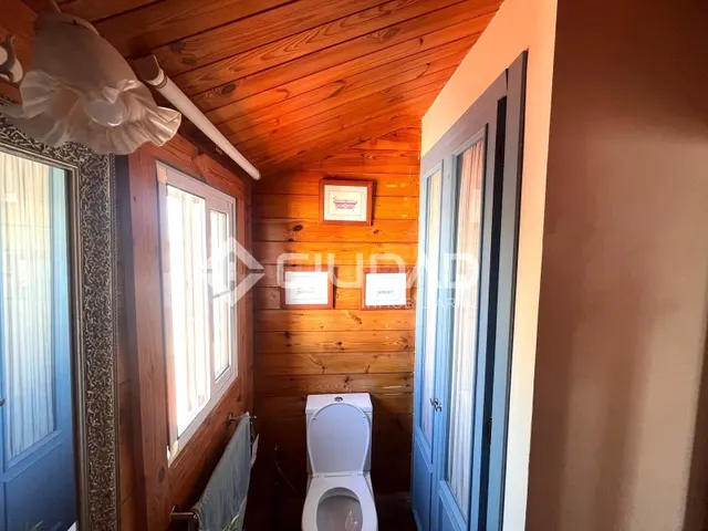 Casa con amplio terreno y piscina junto a Jaramar — 16