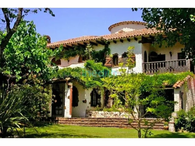 Preciosa casa en urbanbización de Valls rodeada de campo y á - foto 2