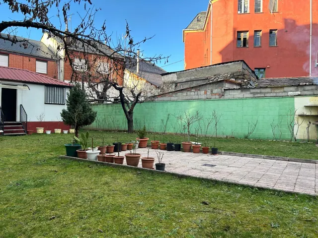 SE VENDE PARCELA URBANA CON CASA PREFABRICADA — 15