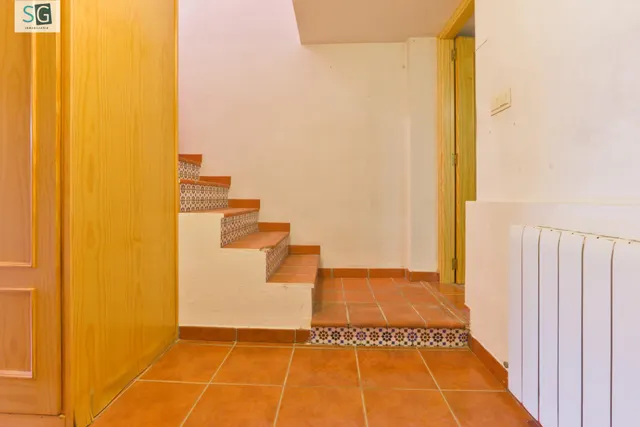 Bonita Casa en Cúllar Vega — 26