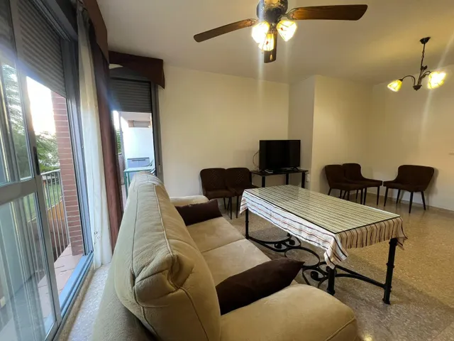 VPO de 4 dormitorios y 2 baños con piscina, terraza y garaje, en Noreña! — 5