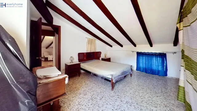 Casa 4 habitaciones 222m² en venta - El Grau — 34