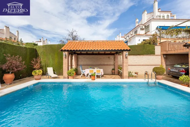 VIVIENDA PAREADA EN MONTELUZ — 10