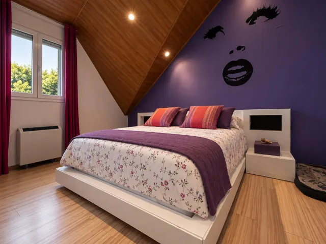 Espectacular  casa unifamiliar con piscina privada, domótica y placas solares — 20