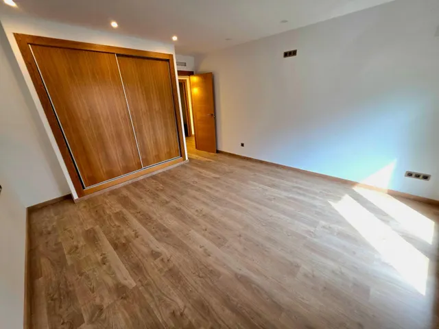 Exclusiva vivienda a estrenar en Castellón sin muebles — 38