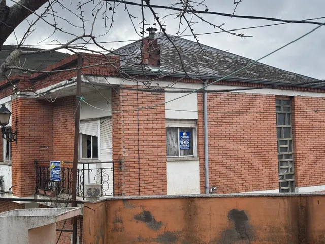 SE VENDE CASA EN SAN PEDRO DE TRONES - foto 4