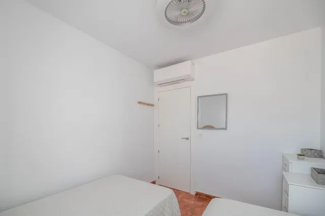 ¡Tu Oasis Playero en Calahonda por solo 355.000€! — 41