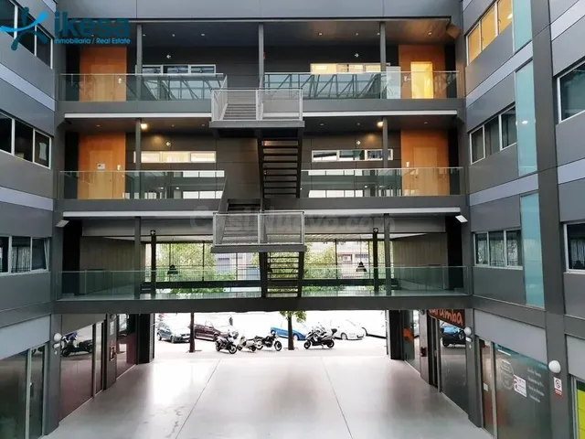 Venta de Local en Edificio TIGESA - Sevilla - foto 3