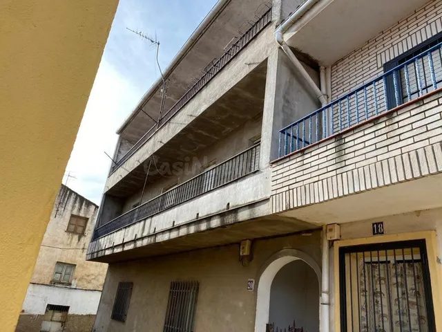 PISO EN VENTA EN MOHEDAS DE GRANADILLA