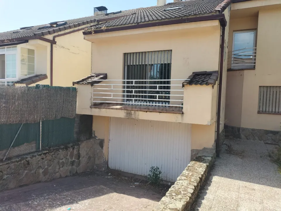 Se vende Chalet pareado en venta en Calle del Cercado Redondo, 8