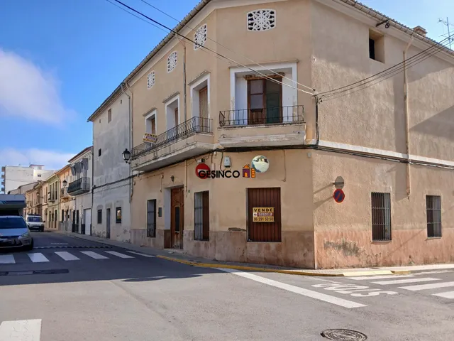 GRAN CASA EN VENTA EN AIELO DE MALFERIT — 14