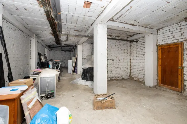 Local comercial de 150 m2 entre Camino de Ronda y Alhamar – doble acceso — 13