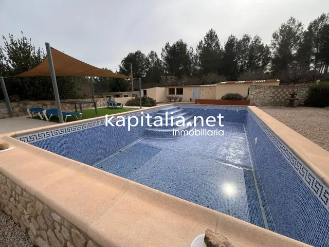 Chalet a la venta en l'Olleria — 7