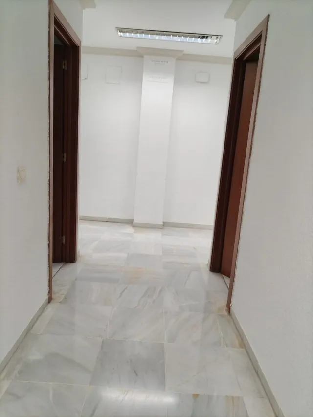 OPORTUNIDAD LOCAL EN  VENTA FERROCARRIL DEL PUERTO! POSIBILIDAD DE CAMBIO DE USO A VIVIENDA, 90 METROS, ASCENSOR, LUMINOSO, 2 GARAJES, 2 TRASTEROS, MEJOR VER... — 11