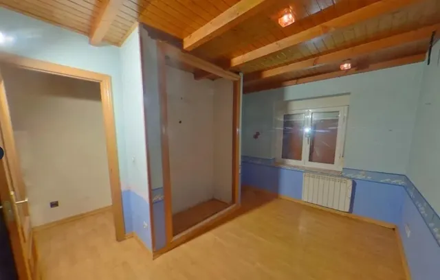ESTUPENDA CASA EN HUERGAS DE GORDON — 20