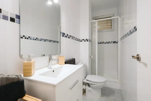 Piso en Venta en La Marina del Port - Oportunidad Única por €249,000 — 16
