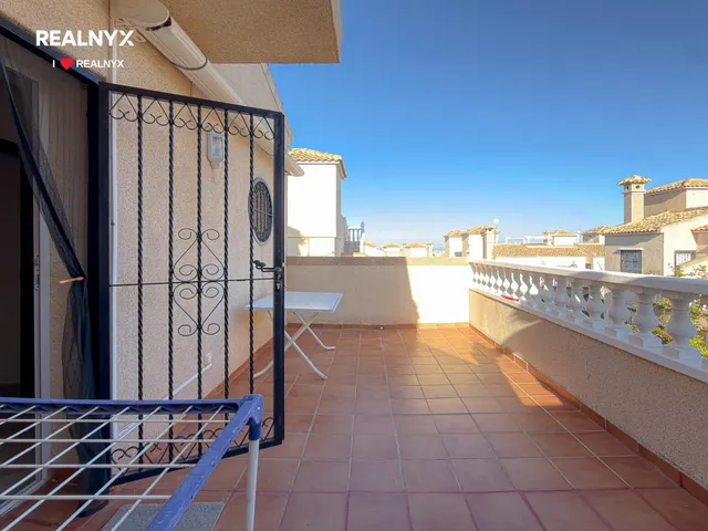 Orihuela Costa! Impresionante Villa Mediterranea con generosa parcela y amplias terrazas + Solarium privado con vistas panorámicas y piscina privada — 16