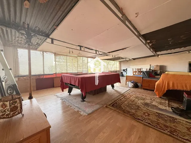 Chalet independiente en venta en Alicante, 2762m2, 5 habitaciones, 3 baños, zona de san vicente del raspeig — 46