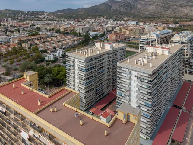 REF. 1890_APARTAMENTO EN 10ª PLANTA CON TERRAZA DE 24 M2 EN MORRO DE GOS – OROPESA DEL MAR — 48
