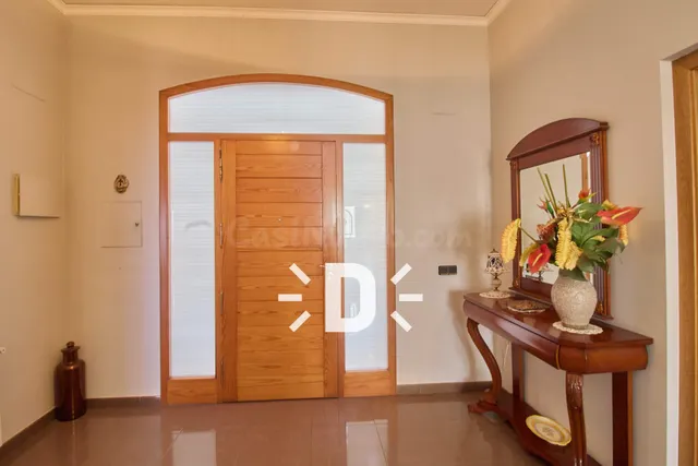 Casa para entrar a vivir en la población de Manuel - foto 2