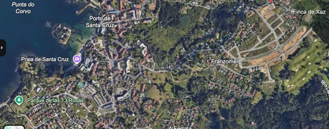 Parcela para vivienda unifamiliar en Oleiros