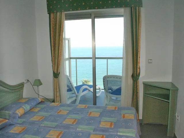 Magnífico apartamento en primera línea de playa. — 12