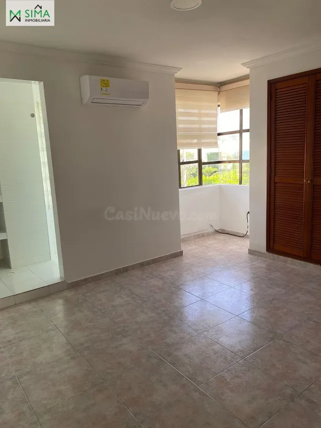 Se vende amplio apartamento en Crespo - foto 4
